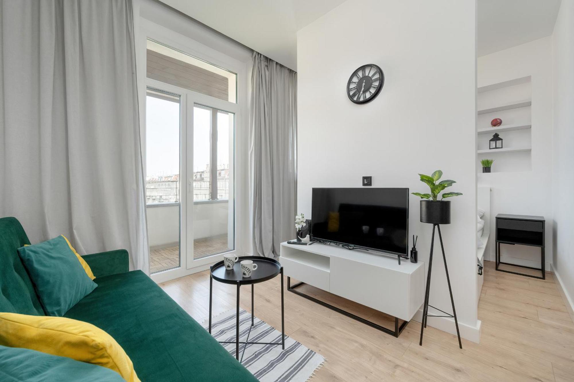 Modern White Studio With Furnished Balcony In Wroclaw By Noclegi Renters Exterior foto