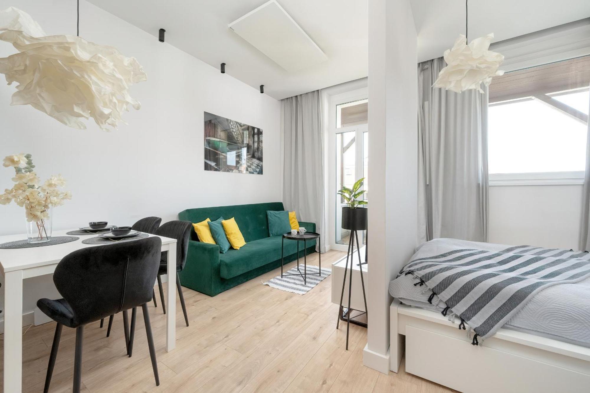 Modern White Studio With Furnished Balcony In Wroclaw By Noclegi Renters Exterior foto